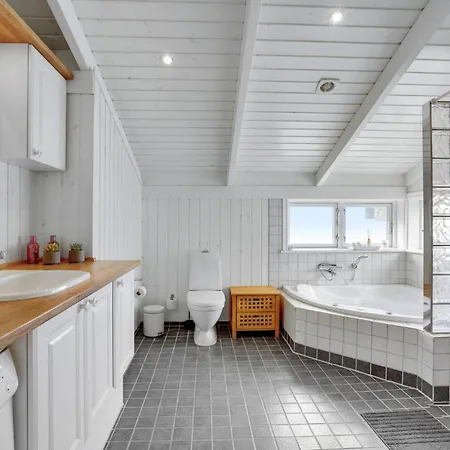 Casa vacanze Amazing In With Sauna *